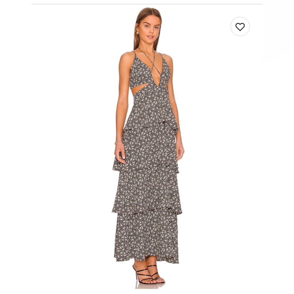 Revolve Shayla Cut Out Dress! Maxi Floral! Black and White size medium!